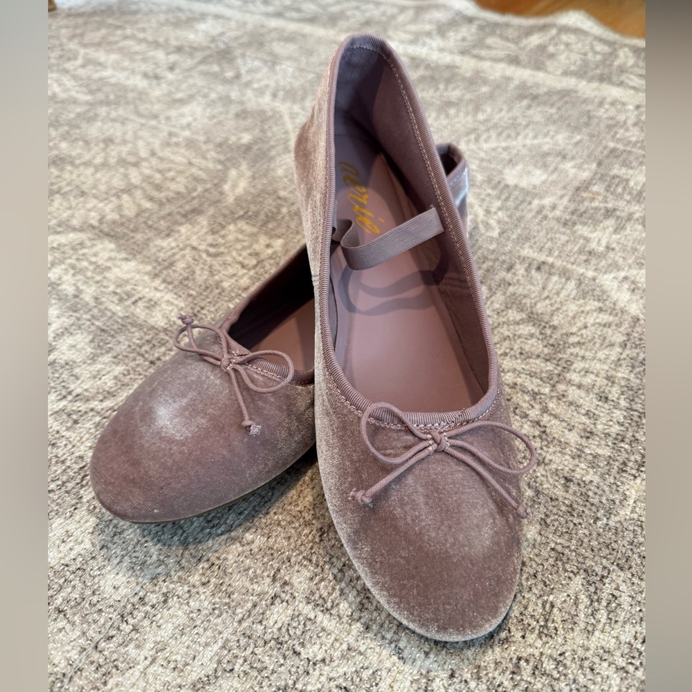 Aerie Velvet Ballet Flats